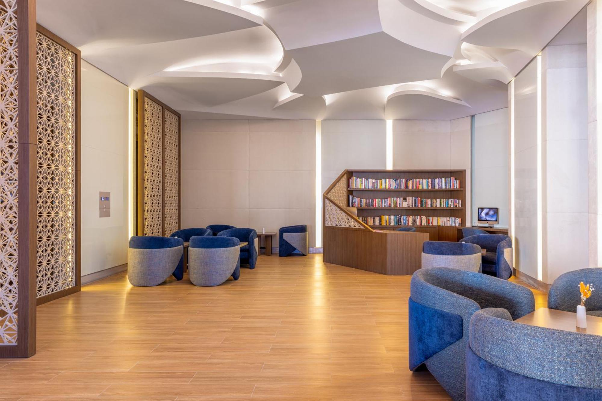 Hilton Dubai Al Habtoor City Exterior photo Library
