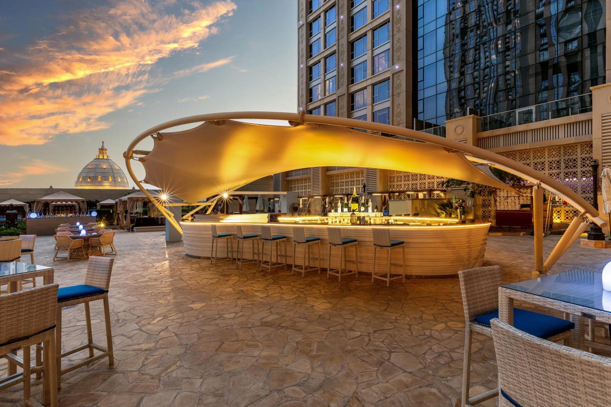Hilton Dubai Al Habtoor City Exterior photo The Bar