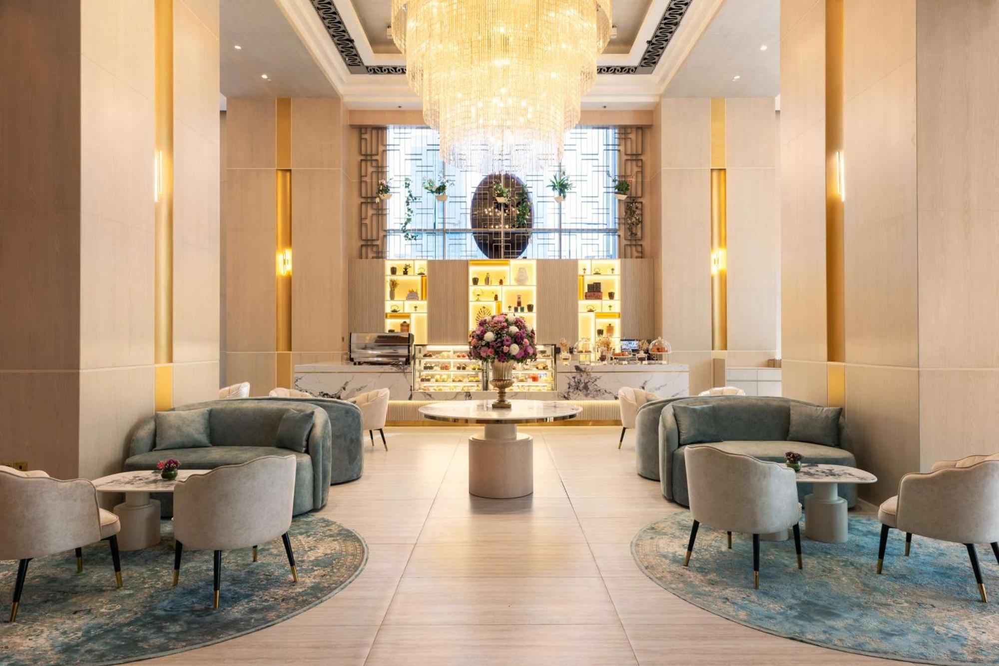 Hilton Dubai Al Habtoor City Exterior photo The lobby of the hotel