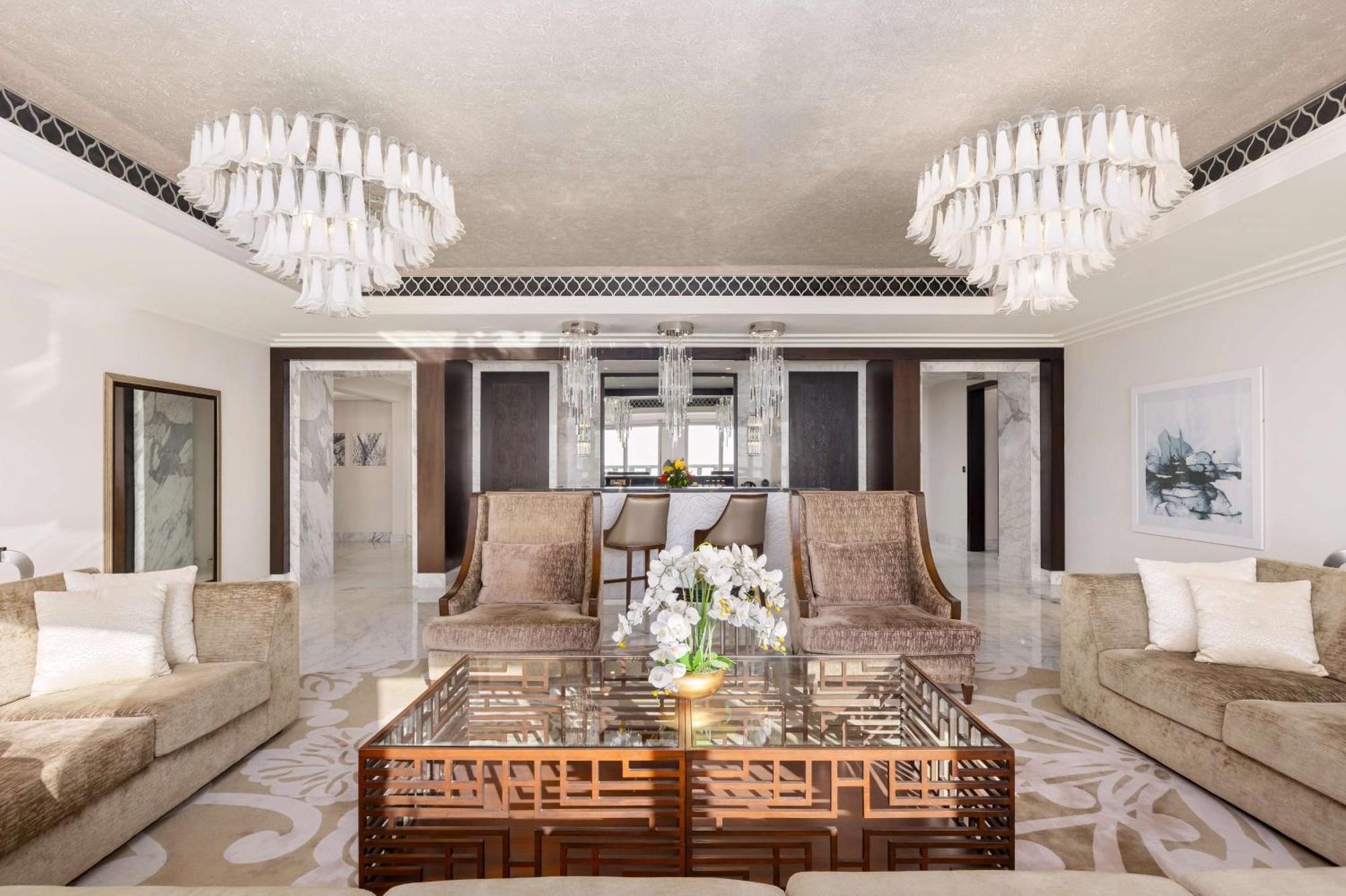 Hilton Dubai Al Habtoor City Exterior photo Presidential Suite